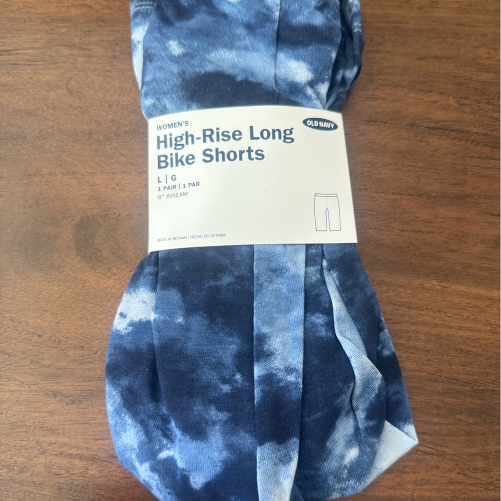 Women’s Old Navy Bike Shorts Brand New